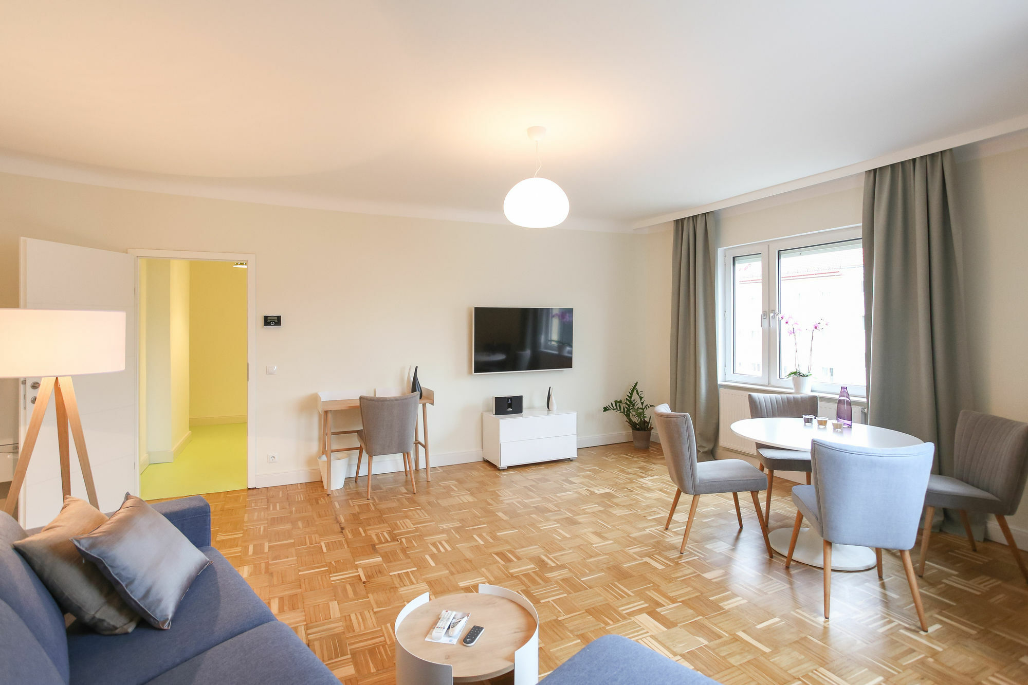 Green Mango City Condo Вена Экстерьер фото
