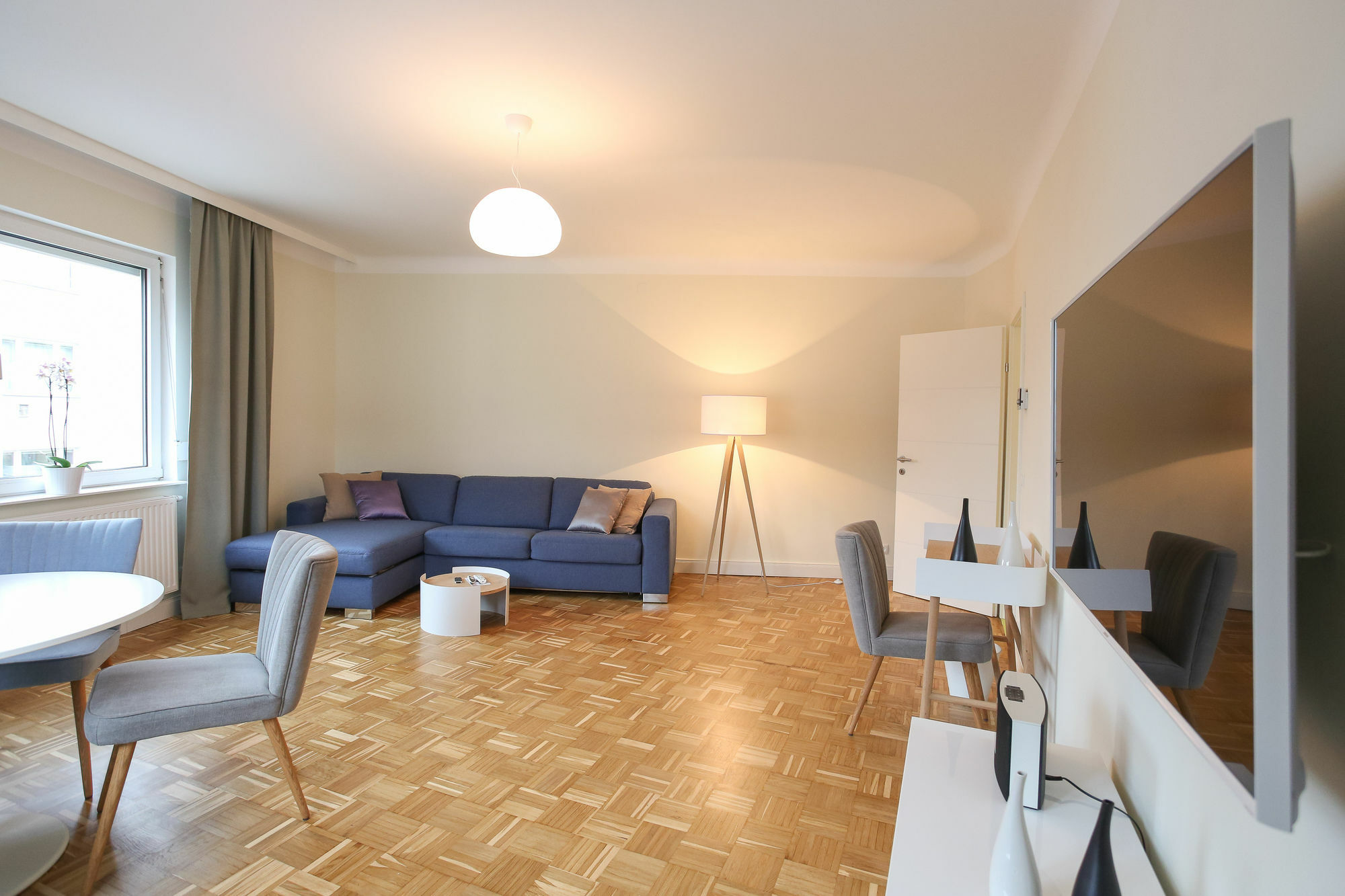 Green Mango City Condo Вена Экстерьер фото